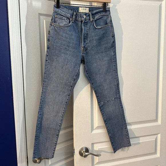 EUC - WE THE FREE - FREE PEOPLE BUTTON FLY JEANS - SIZE 27 - RN 66170 - Picture 1 of 3